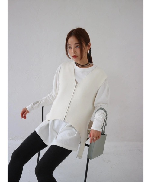 TRUNC（トランクエイティーエイト）の「Garter Straps Knit Vest（ベスト・レディース・ブラック/アイボリー・FREE）」の8枚目の写真