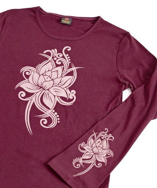 MARAI(マーライ)の「ロングスリーブ長袖カットソー Tシャツ ロンT(Tシャツ/カットソー・レディース・マジェンタ/ブラック/パープル/ブラウン・FREE)」の4枚目の写真