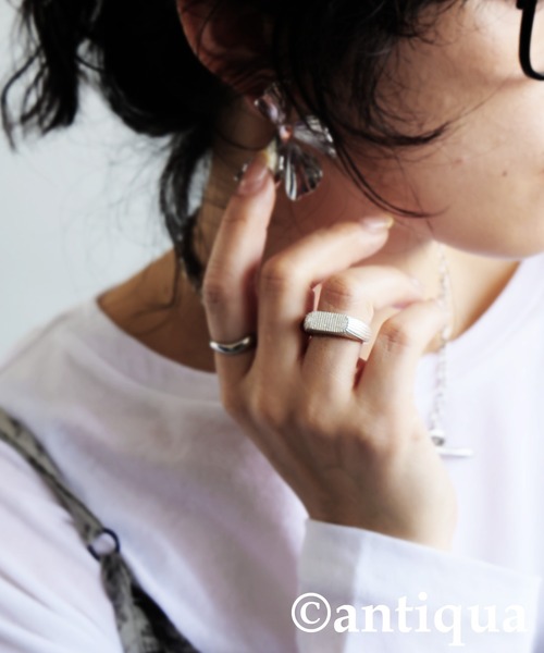 antiqua(アンティカ)の「マットリング(リング・レディース・ゴールド/シルバー・フリー)」の4枚目の写真