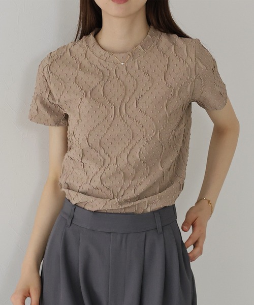 J by blue(ジェイバイブルー)の「ラインフクレジャガードカットソー(Tシャツ/カットソー・レディース・モカ/アイボリー/ブラック・MEDIUM)」の2枚目の写真