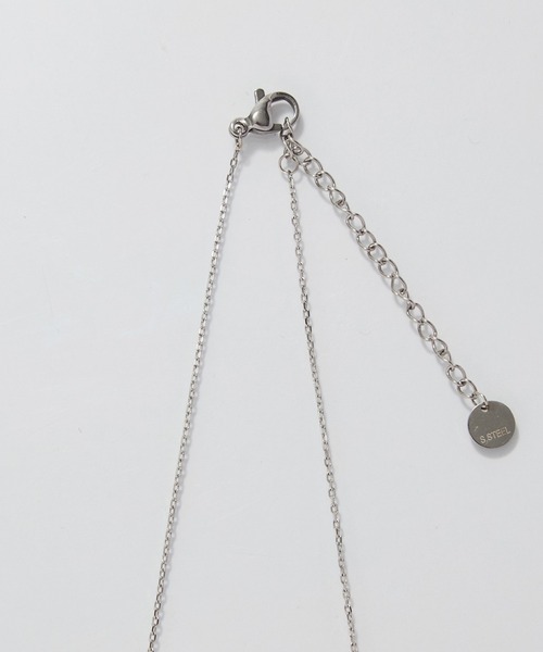 Phoebe（フィービィー）の「【金属アレルギー対応】スリークハートネックレス/全長:40cm+5cm/サージカルステンレス/ハートモチーフ（ネックレス・レディース・シルバー/イエローゴールド・FREE）」の13枚目の写真