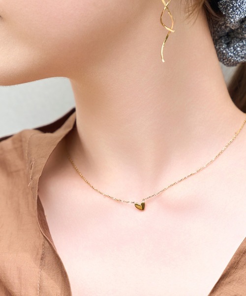 Phoebe（フィービィー）の「【金属アレルギー対応】スリークハートネックレス/全長:40cm+5cm/サージカルステンレス/ハートモチーフ（ネックレス・レディース・シルバー/イエローゴールド・FREE）」の16枚目の写真