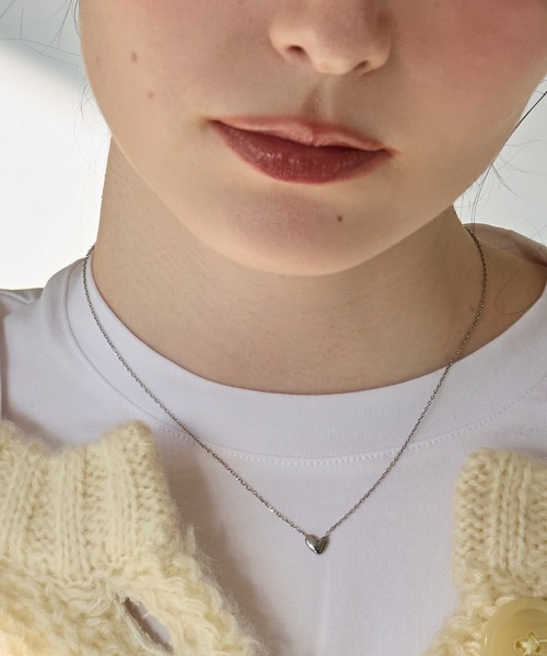Phoebe（フィービィー）の「【金属アレルギー対応】スリークハートネックレス/全長:40cm+5cm/サージカルステンレス/ハートモチーフ（ネックレス・レディース・シルバー/イエローゴールド・FREE）」の18枚目の写真