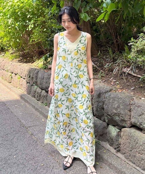 styling/(スタイリング)の「【styling/×KEITA MARUYAMA】シアージャガードワンピース(ワンピース・レディース・ネイビー/ホワイト/ブラック・1/0)」の10枚目の写真