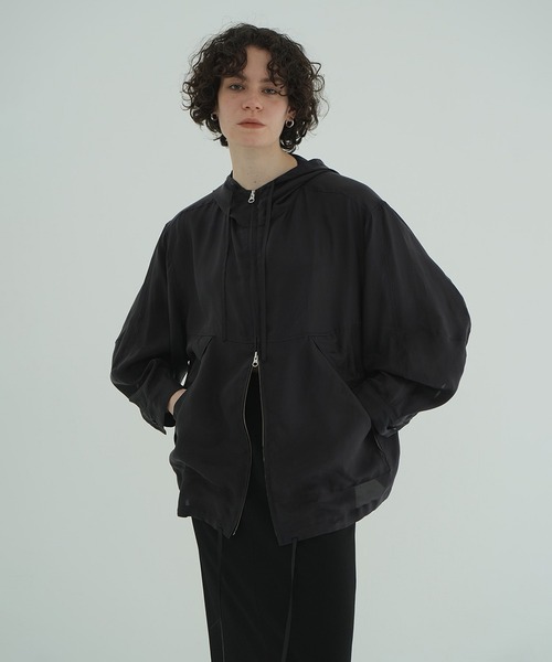 CLANE（クラネ）の「SHEER AIRY ZIP HOODIE（パーカー・レディース・ブラック/アイボリー・2/1）」の7枚目の写真