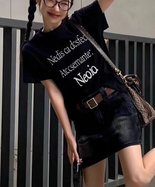 Achic(アシック)の「レタリングラウンド半袖Tシャツ(Tシャツ/カットソー・レディース・ホワイト/ブラック/ネイビー/レッド/ホワイト系その他/ホワイト系その他2/ブラック系その他・M)」の9枚目の写真