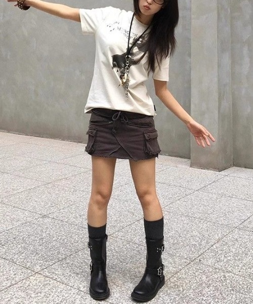 Achic(アシック)の「レタリングラウンド半袖Tシャツ(Tシャツ/カットソー・レディース・ホワイト/ブラック/ネイビー/レッド/ホワイト系その他/ホワイト系その他2/ブラック系その他・M)」の20枚目の写真