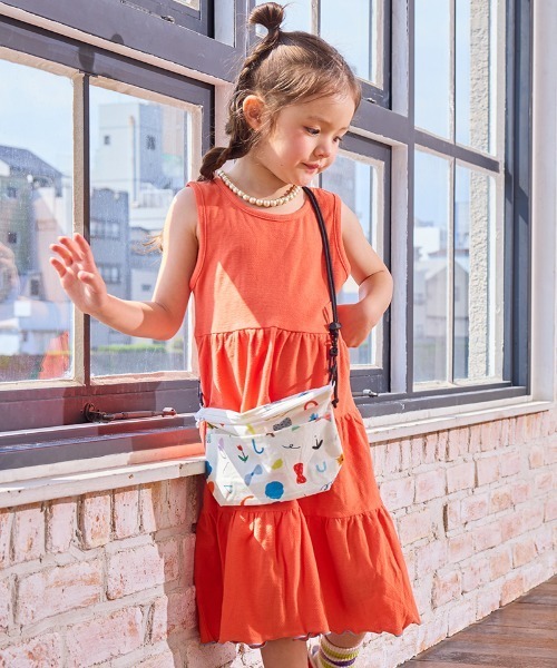 Life Support Products（ライフサポートプロダクツ）の「梨地ティアードワンピース（ワンピース・キッズ・オレンジ/ピンク/ブラック/ライトブルー・95/140/150/90/100/110/120/80/130）」の4枚目の写真