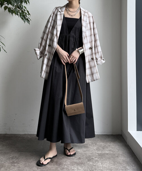 DouDou（ドゥドゥ）の「深Vタンクボリュームワンピース（ワンピース・レディース・グレー/ブラック・FREE）」の11枚目の写真