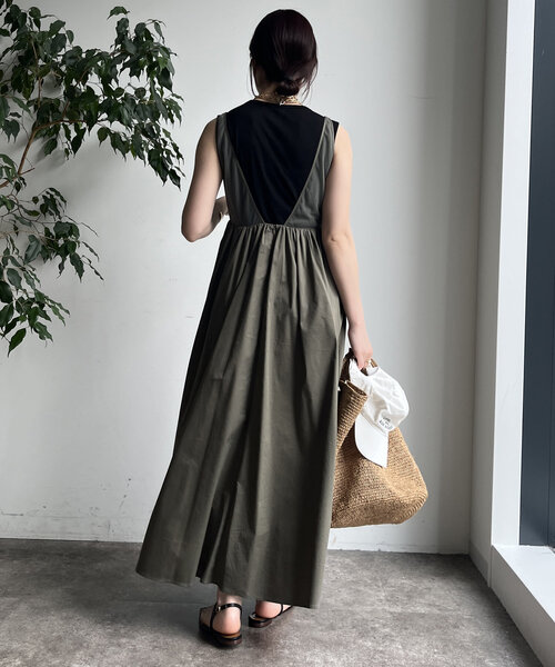 DouDou（ドゥドゥ）の「深Vタンクボリュームワンピース（ワンピース・レディース・グレー/ブラック・FREE）」の19枚目の写真