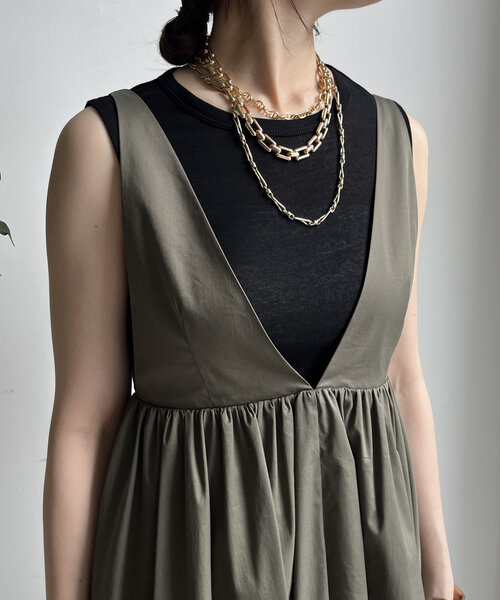 DouDou（ドゥドゥ）の「深Vタンクボリュームワンピース（ワンピース・レディース・グレー/ブラック・FREE）」の3枚目の写真