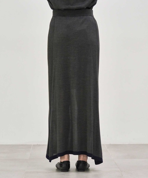 CINOH（チノ）の「【CINOH/チノ】別注 Washable Silk Pencil Skirt/ウォッシャブルシルクペンシルスカート/タイトスカート（スカート・レディース・ブラック/ブルー/キナリ/ダークグレー・36/38）」の18枚目の写真