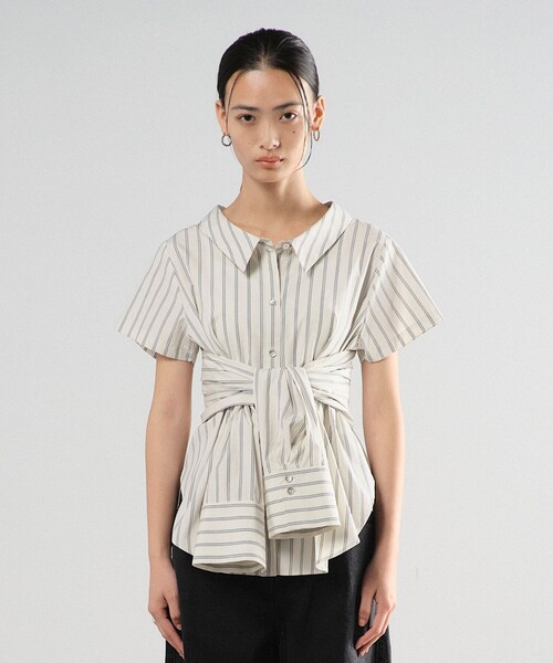 UNITED TOKYO(ユナイテッドトウキョウ)の「ウエストタイシャツ|ウォッシャブル/半袖/春服(シャツ/ブラウス・レディース・グレー/アイボリー・FREE)」の6枚目の写真
