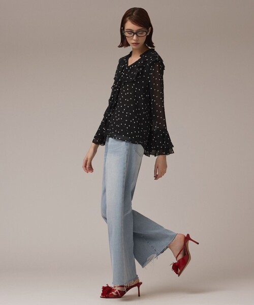 Diagram(ダイアグラム)の「ラッフルドットトップ(シャツ/ブラウス・レディース・ホワイト/ブラック・36/38)」の2枚目の写真