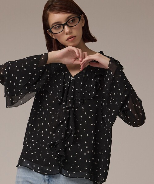 Diagram(ダイアグラム)の「ラッフルドットトップ(シャツ/ブラウス・レディース・ホワイト/ブラック・36/38)」の3枚目の写真