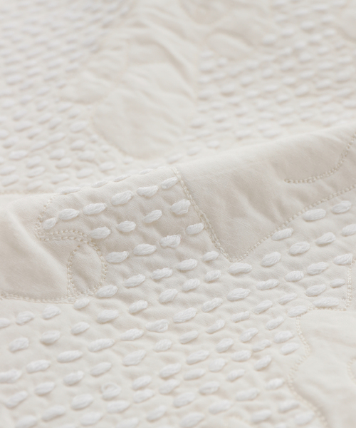 mii(ミー)の「【Mii / ミイ】HAND EMBROIDERED QUILTED JK(その他アウター・レディース・アイボリー・MEDIUM)」の9枚目の写真