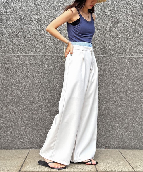 ISOOK（アイスー）の「【ISOOK / アイスー】ダブルウエストワイドスラックス / ダブルウエスト レイヤードパンツ スラックス フルレングス ハイウエスト トラウザー ルーズ ワイド 無地 アイボリー ブラック 白 黒 ZOZOTOWN限定（スラックス・レディース・ブラック/アイボリー・FREE）」の4枚目の写真