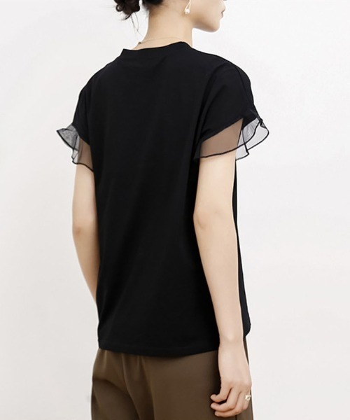 maison de LATIR(メゾンドラティール)の「着回し力抜群なチュールフリル袖Tシャツ(Tシャツ/カットソー・レディース・ホワイト/ネイビー/ブラック/グレー/ブラウン・L/M)」の11枚目の写真