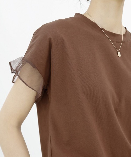 maison de LATIR(メゾンドラティール)の「着回し力抜群なチュールフリル袖Tシャツ(Tシャツ/カットソー・レディース・ホワイト/ネイビー/ブラック/グレー/ブラウン・L/M)」の12枚目の写真