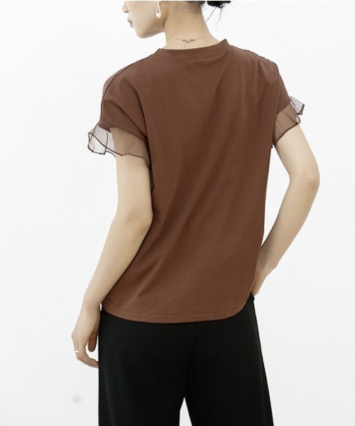 maison de LATIR(メゾンドラティール)の「着回し力抜群なチュールフリル袖Tシャツ(Tシャツ/カットソー・レディース・ホワイト/ネイビー/ブラック/グレー/ブラウン・L/M)」の14枚目の写真
