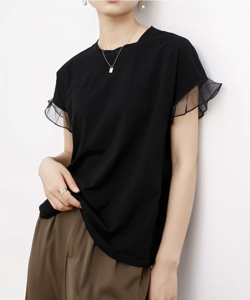 maison de LATIR(メゾンドラティール)の「着回し力抜群なチュールフリル袖Tシャツ(Tシャツ/カットソー・レディース・ホワイト/ネイビー/ブラック/グレー/ブラウン・L/M)」の10枚目の写真