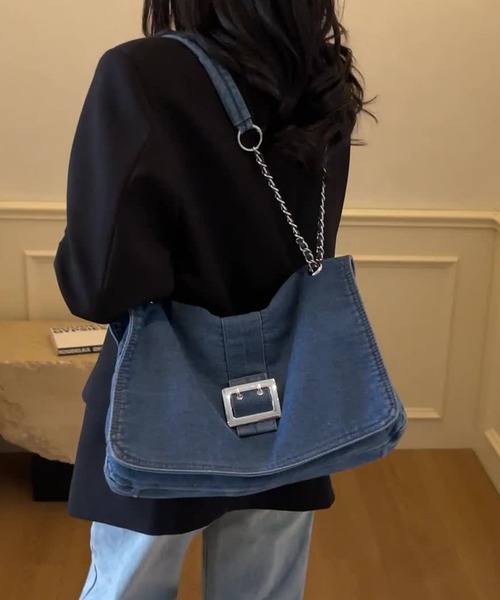 Lace Ladies(レースレディース)の「チェーン ショルダー付き スクエア デニム バッグ(ショルダーバッグ・レディース・ブラック/ブルー/ネイビー・FREE)」の1枚目の写真