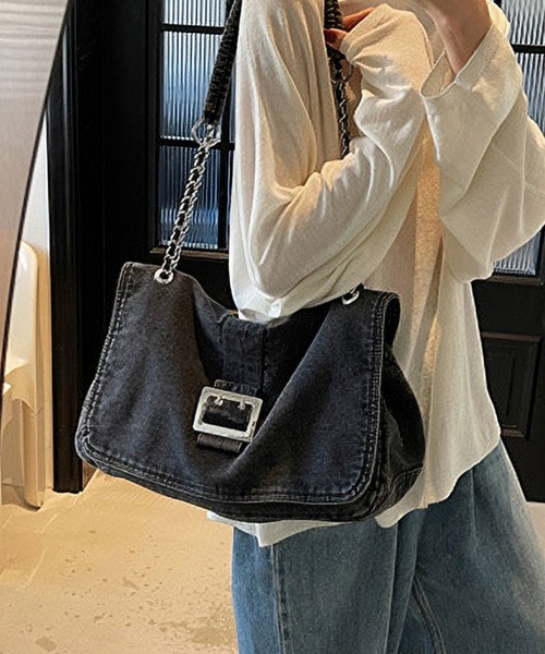 Lace Ladies(レースレディース)の「チェーン ショルダー付き スクエア デニム バッグ(ショルダーバッグ・レディース・ブラック/ブルー/ネイビー・FREE)」の4枚目の写真