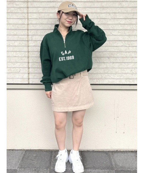 GAP（ギャップ）の「ビンテージソフト オーバーサイズ GAPロゴ 1/4ジップアッププルオーバー（スウェット・メンズ・グリーン/ブラウン/ブラック/グレー・XS/S/M/L/XL）」の17枚目の写真