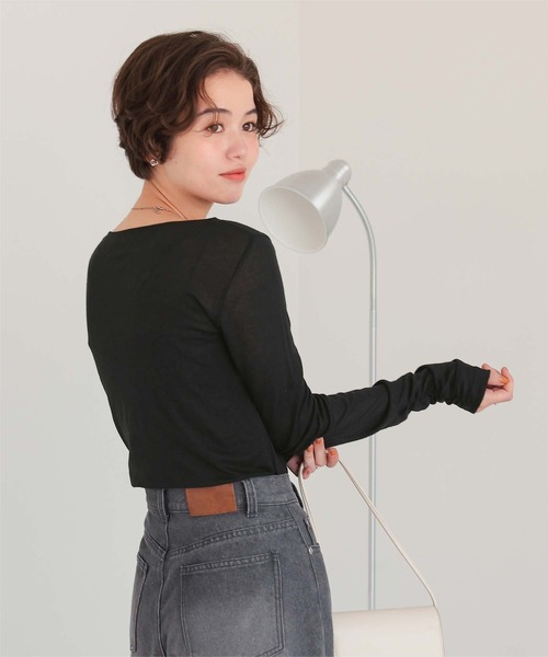 titivate(ティティベイト)の「着心地抜群シアーボートネックトップス(Tシャツ/カットソー・レディース・ネイビー/ライトグリーン/ブラウン/オフホワイト/杢グレー/ブラック・L/M/S)」の3枚目の写真