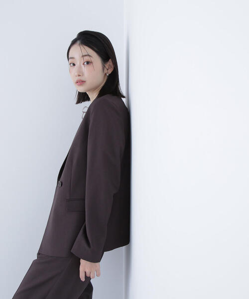 NATURAL BEAUTY BASIC(ナチュラルビューティーベーシック)の「◇パウダリーツイルセットアップシリーズ ダブルテーラードジャケット(テーラードジャケット・レディース・チャコールグレー/ダークブラウン・MEDIUM/SMALL)」の21枚目の写真