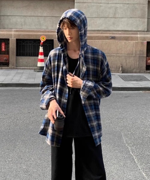 lilful(リルフル)の「フーデッドチェックビッグシルエットシャツ(シャツ/ブラウス・メンズ・ブルー・S/M)」の9枚目の写真