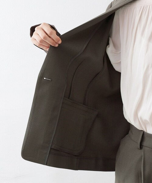 THE SHOP TK （ザ ショップ ティーケー ）の「ノーカラージャケット【セットアップ可】（ノーカラージャケット・レディース・スミクロ/ナチュラル・12/13）」の8枚目の写真
