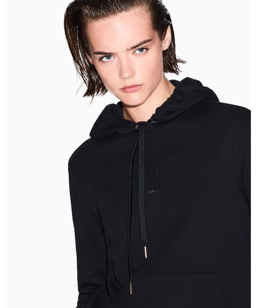 ARMANI EXCHANGE（アルマーニエクスチェンジ）の「【A|X アルマーニ エクスチェンジ】ストーンロゴ フーデッドスウェットプルオーバー（スウェット・レディース・ブラック/スカイブルー/ホワイト・MEDIUM/SMALL/X-SMALL/LARGE/X-LARGE）」の11枚目の写真