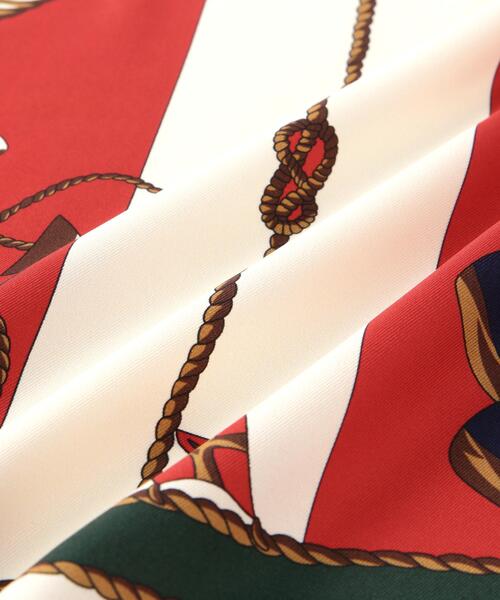 NATURAL BEAUTY BASIC(ナチュラルビューティーベーシック)の「ダブルフェイスイタリアンスカーフ(バンダナ/スカーフ・レディース・レッド/キャメル・FREE)」の9枚目の写真