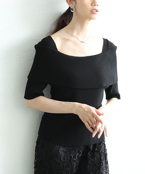 Sawa a la mode（サワアラモード）の「オフショルリブニット半袖トップス（ニット/セーター・レディース・オフホワイト/ブラック/ワインレッド・FREE）」の3枚目の写真