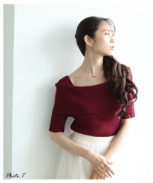 Sawa a la mode（サワアラモード）の「オフショルリブニット半袖トップス（ニット/セーター・レディース・オフホワイト/ブラック/ワインレッド・FREE）」の5枚目の写真