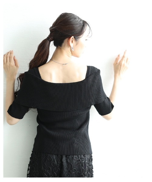 Sawa a la mode（サワアラモード）の「オフショルリブニット半袖トップス（ニット/セーター・レディース・オフホワイト/ブラック/ワインレッド・FREE）」の13枚目の写真