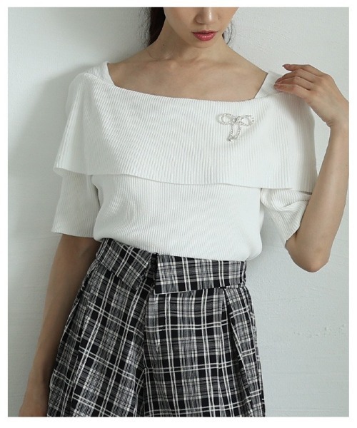 Sawa a la mode（サワアラモード）の「オフショルリブニット半袖トップス（ニット/セーター・レディース・オフホワイト/ブラック/ワインレッド・FREE）」の21枚目の写真