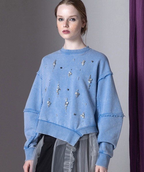 AULA AILA（アウラアイラ）の「ビジューループバックプルオーバー（Tシャツ/カットソー・レディース・ブルー/ピンク/ブラック・0）」の2枚目の写真