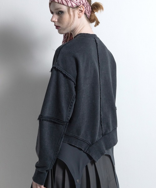 AULA AILA（アウラアイラ）の「ビジューループバックプルオーバー（Tシャツ/カットソー・レディース・ブルー/ピンク/ブラック・0）」の10枚目の写真