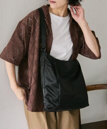 ear PAPILLONNER｜イア パピヨネのショルダーバッグ（ブラック/黒色系