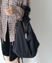 Kastane | 【A4サイズ】BシャーリングナイロンBAG(ショルダーバッグ)