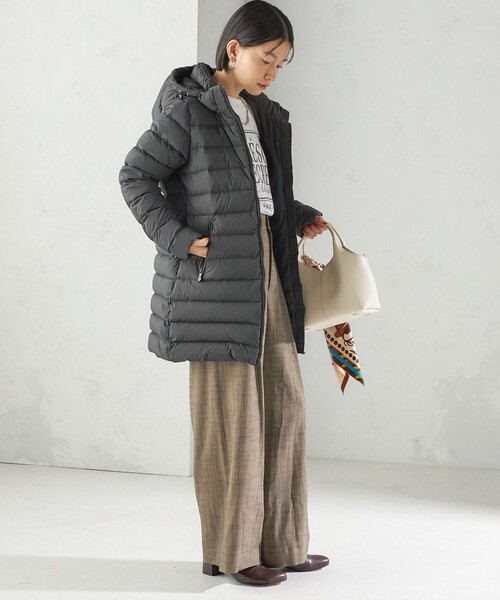 Pyrenex(ピレネックス)の「【SHIPS別注】PYRENEX:SPOUTNIC LONG SOFT(ダウンジャケット/コート・レディース・ブラック/ネイビー・38/40)」の6枚目の写真