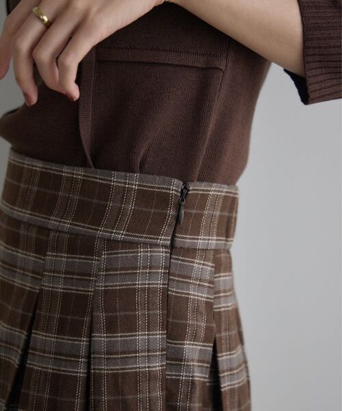 kivi（キヴィ）の「チェックコクーンSK（スカート・レディース・ブラウン系その他2/ブラック系その他2・LARGE/MEDIUM）」の18枚目の写真
