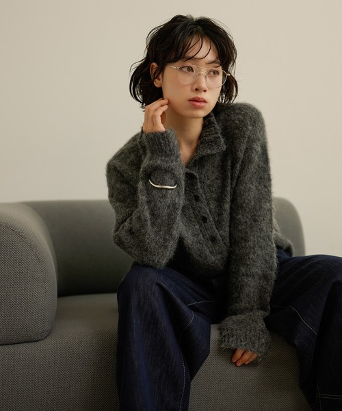 LAULEN（ローレン）の「half button shaggy high neck knit /ハーフボタンシャギーハイネックニット（Tシャツ/カットソー・レディース・チャコールグレー/アイボリー/ブラック・FREE）」の4枚目の写真