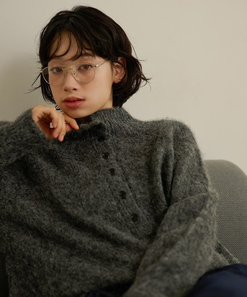 LAULEN（ローレン）の「half button shaggy high neck knit /ハーフボタンシャギーハイネックニット（Tシャツ/カットソー・レディース・チャコールグレー/アイボリー/ブラック・FREE）」の9枚目の写真