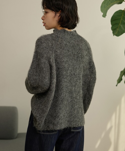 LAULEN（ローレン）の「half button shaggy high neck knit /ハーフボタンシャギーハイネックニット（Tシャツ/カットソー・レディース・チャコールグレー/アイボリー/ブラック・FREE）」の11枚目の写真