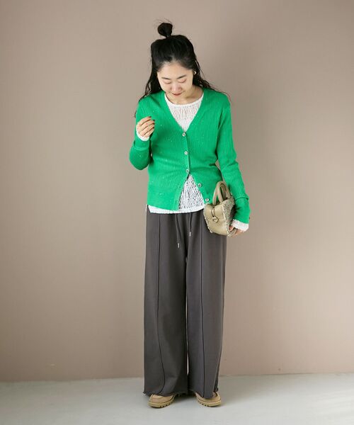 le.coeur blanc(ルクールブラン)の「《手洗い可能》イージーワイドスウェットパンツ(スウェットパンツ・レディース・ライトグレー/チャコールグレー・38)」の3枚目の写真