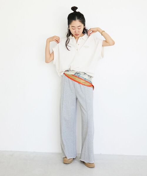 le.coeur blanc(ルクールブラン)の「《手洗い可能》イージーワイドスウェットパンツ(スウェットパンツ・レディース・ライトグレー/チャコールグレー・38)」の6枚目の写真