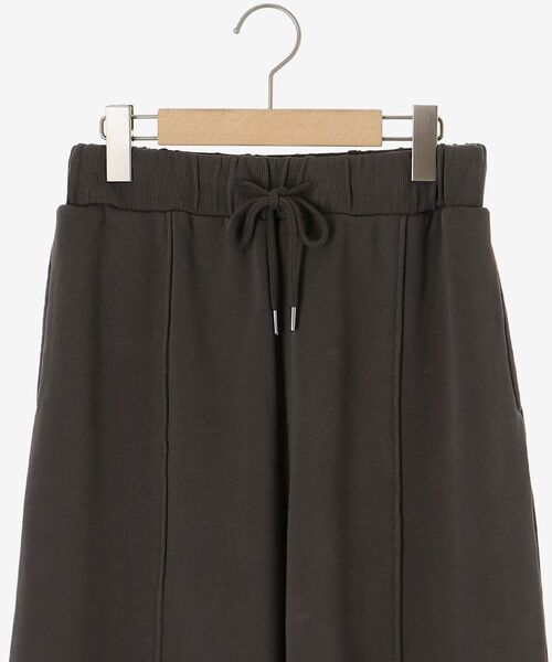 le.coeur blanc(ルクールブラン)の「《手洗い可能》イージーワイドスウェットパンツ(スウェットパンツ・レディース・ライトグレー/チャコールグレー・38)」の21枚目の写真